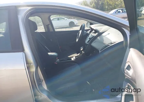 2015 Ford Focus Se from USA, damaged, VIN 1FADP3K21FL243553